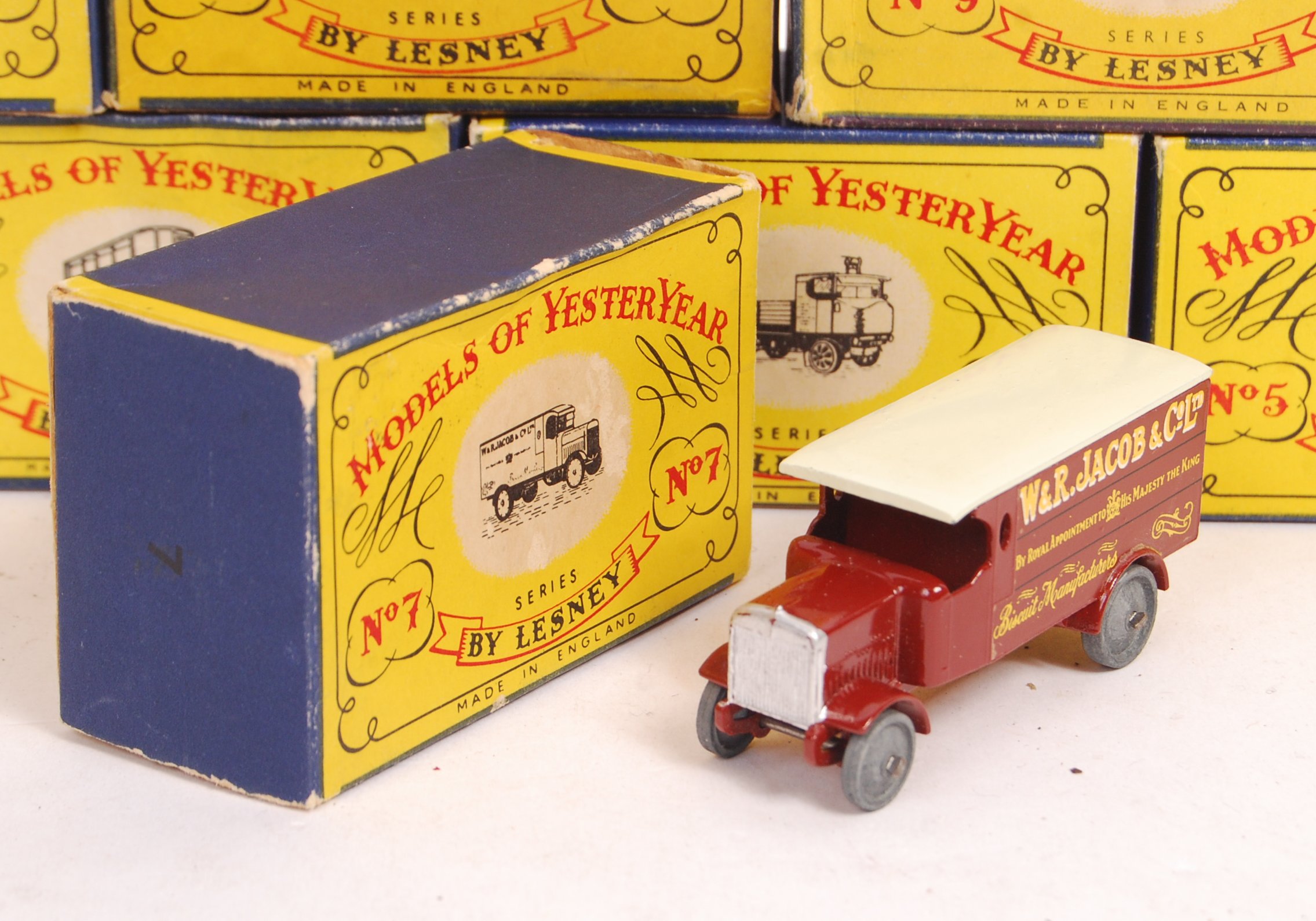 COLLECTION OF VINTAGE MATCHBOX LESNEY MODELS OF YE - Image 8 of 16