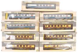 COLLECTION OF WRENN 00 GAUGE VINTAGE MODEL COACHES
