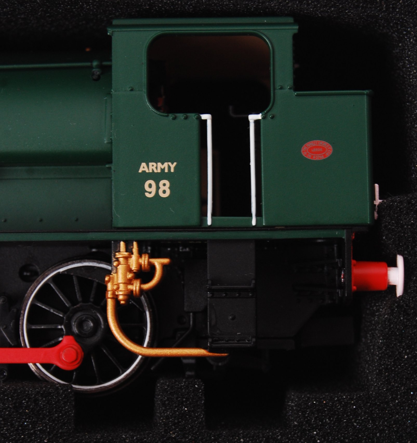 RARE LIMITED EDITION HATTONS DJ MODELS 00 GAUGE LOCOMOTIVE - Image 3 of 3