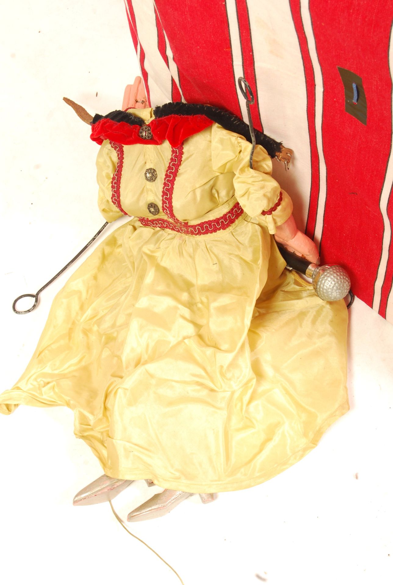 CHARMING VINTAGE FULL SIZE PROFESSIONAL PUPPET THE - Image 8 of 13