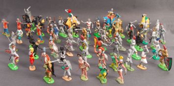 LARGE COLLECTION OF BRITAINS PLASTIC MODEL KNIGHT SOLDIERS