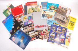 COLLECTION OF VINTAGE TOY CATALOGUES / BROCHURES