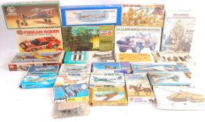 LARGE COLLECTION ASSORTED VINTAGE PLASTIC MODEL KITS