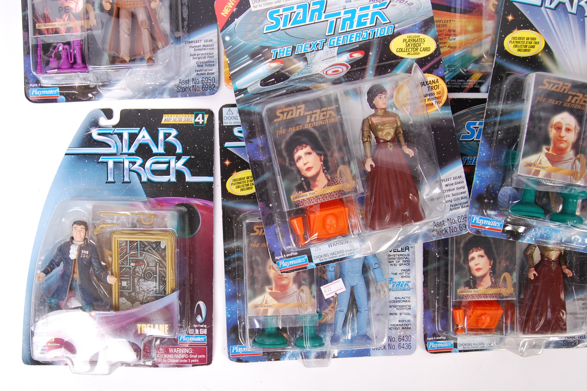 STAR TREK PLAYMATES CARDED ACTION FIGURES - NEXT G - Image 4 of 5