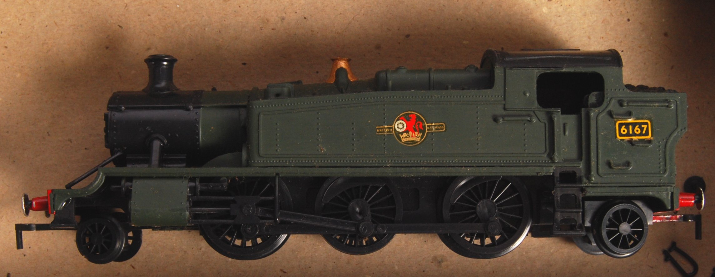 COLLECTION OF ASSORTED KIT BUILT MODEL RAILWAY LOCOS AND WAGONS - Image 6 of 6