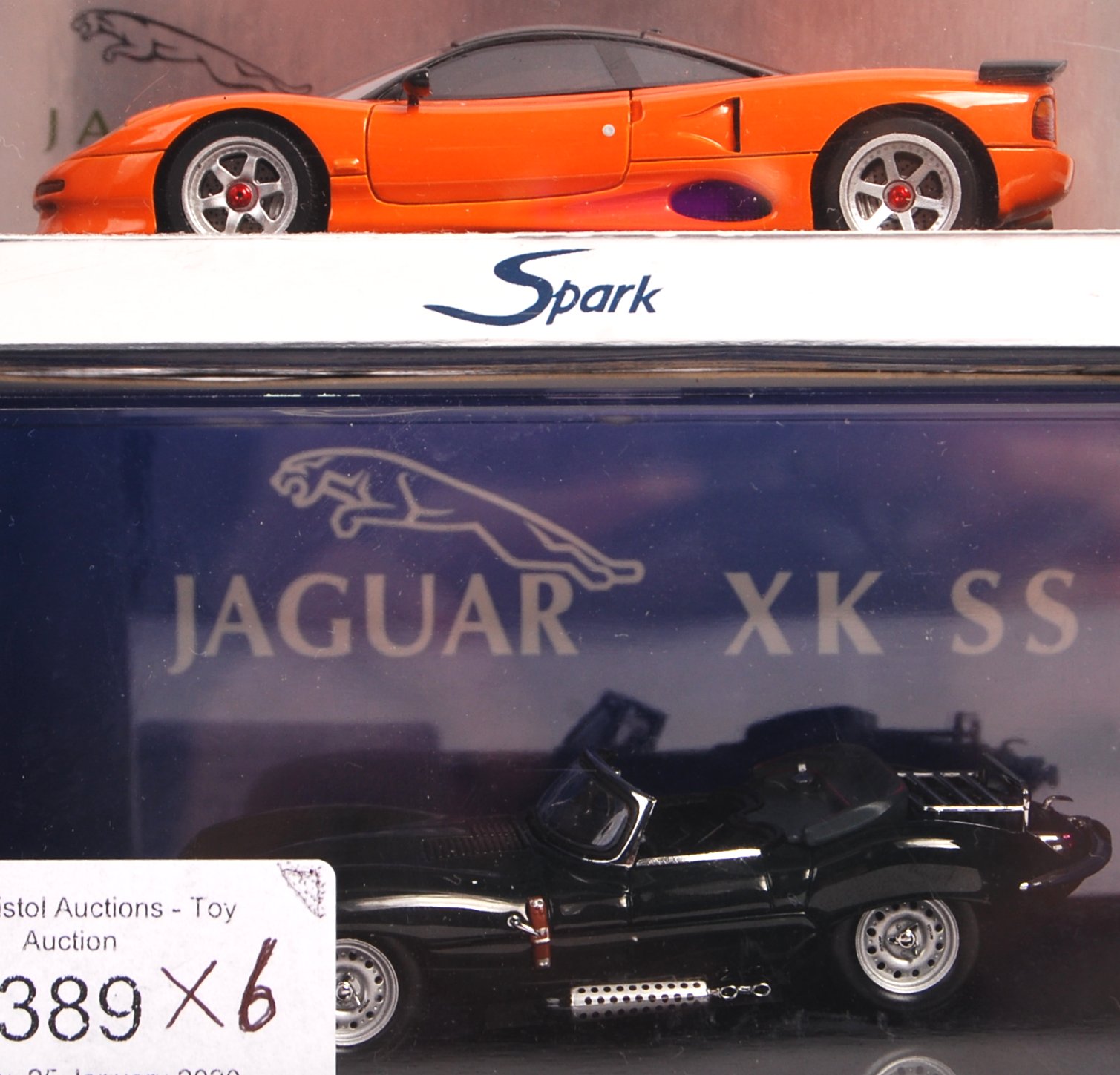 COLLECTION OF 1/43 SCALE AUTOART AND SPARK DIECAST MODELS - Image 4 of 4