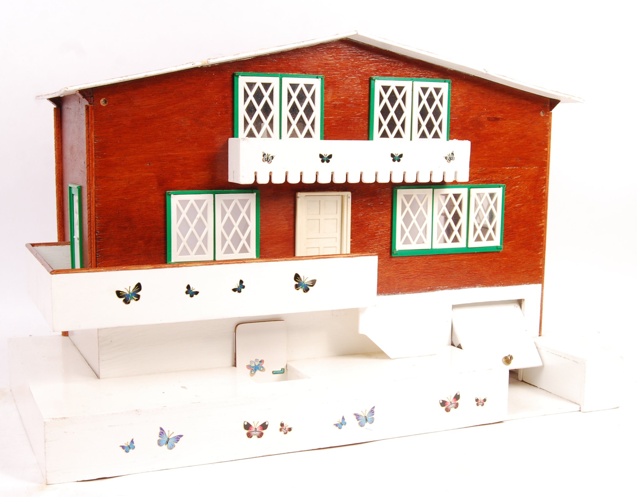 CHARMING 1960'S SWISS CHALET DOLLS HOUSE AND FURNITURE