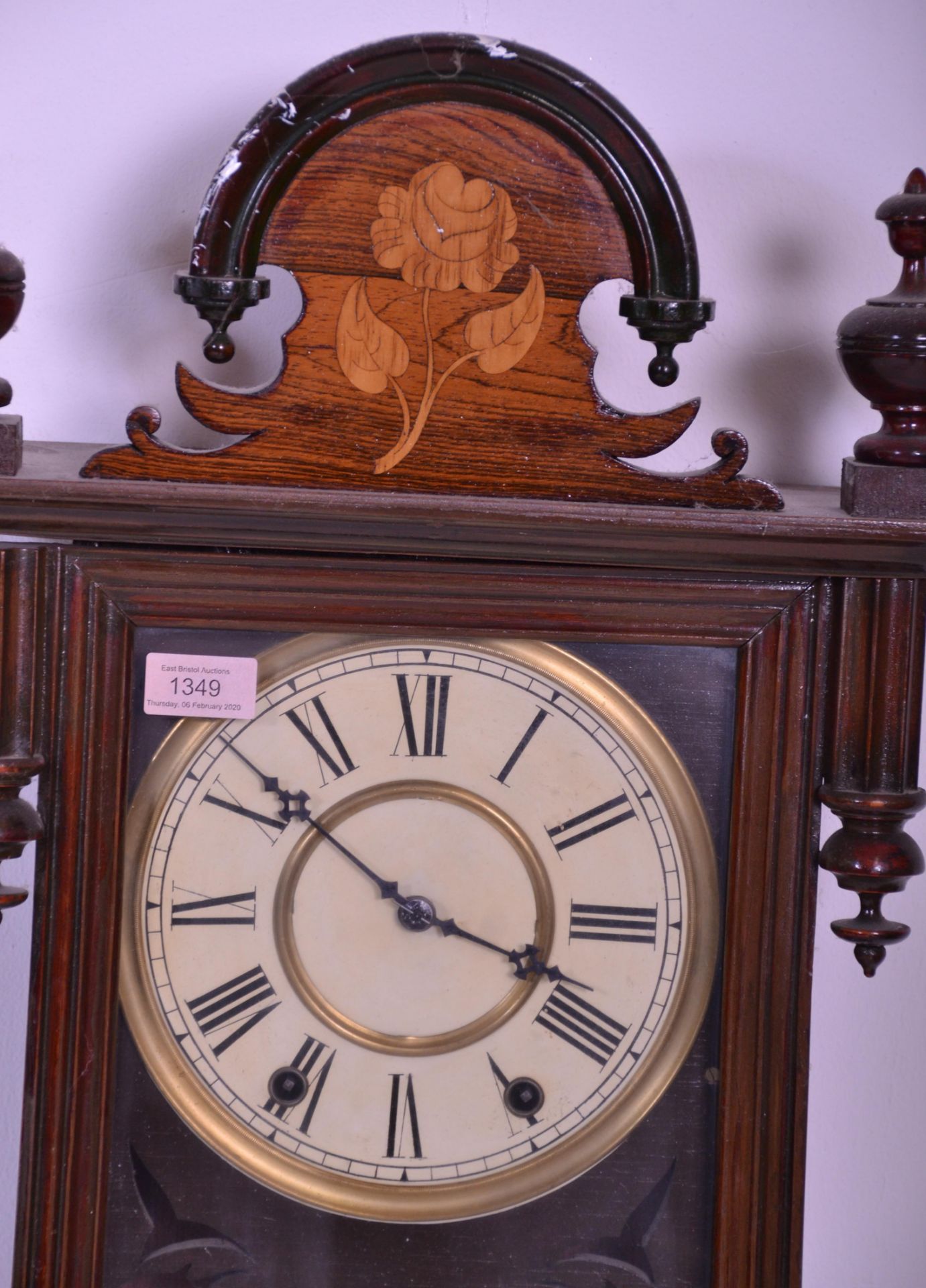 An early 20th century mahogany cased Vienna regulator wall clock complete with pendulum and - Bild 2 aus 5