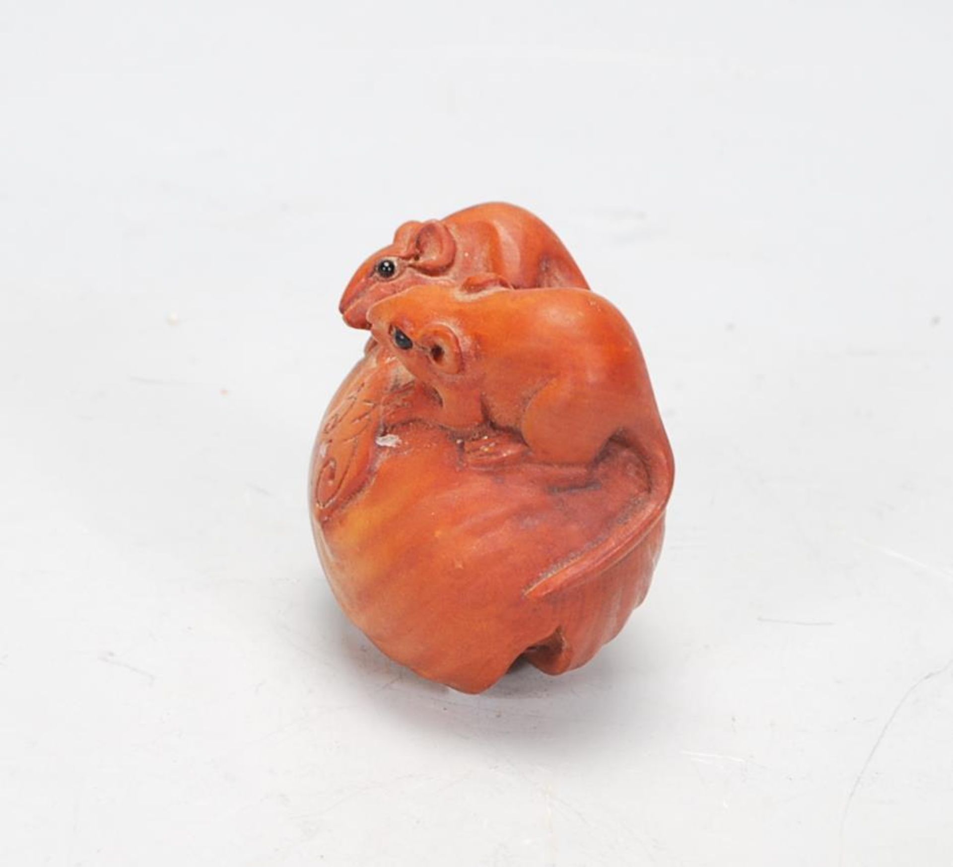 A Japanese carved wood Netsuke toggle in the form of two rats perched on a sea shell with a third - Image 2 of 5