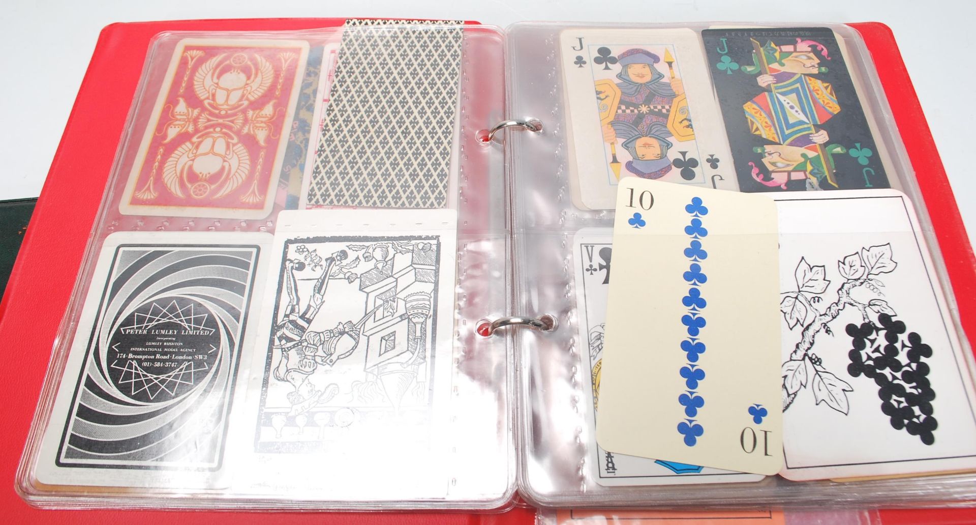 A collection of 20th Century playing card games to include three boxed sets of Indian Ganjifa - Bild 12 aus 17