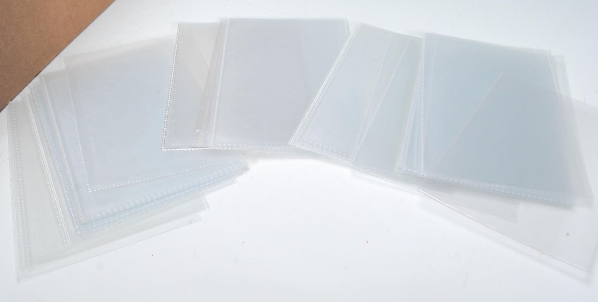 Polyprotec Postcard Sleeves x2000 6"x4" to hold small size postcards. No labels, clean condition. - Bild 2 aus 3