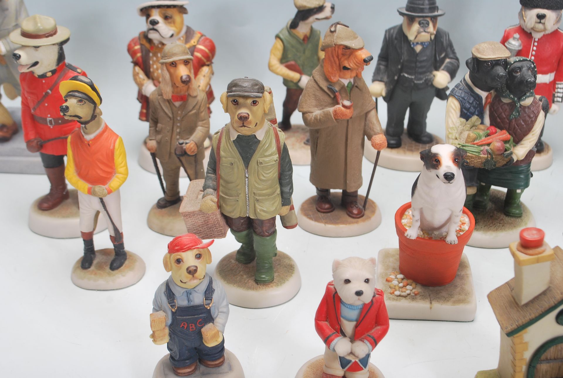 A collection of Robert Harrop ceramic collectable dog figurines to include mostly Country Companions - Bild 4 aus 9