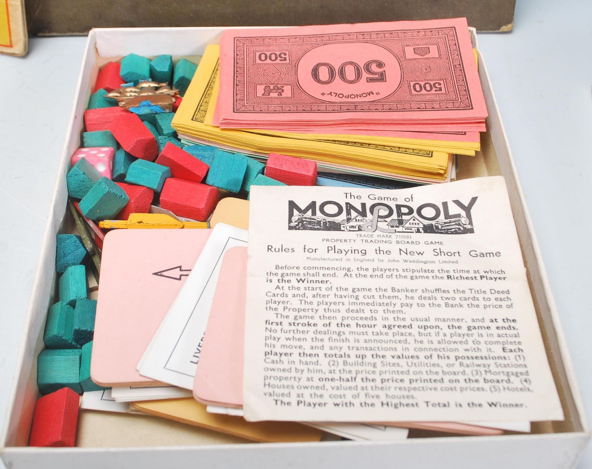 MONOPOLY Board game. Metal playing pieces typically 1950's Post-WWII era. Equipment, box and board - Bild 5 aus 5