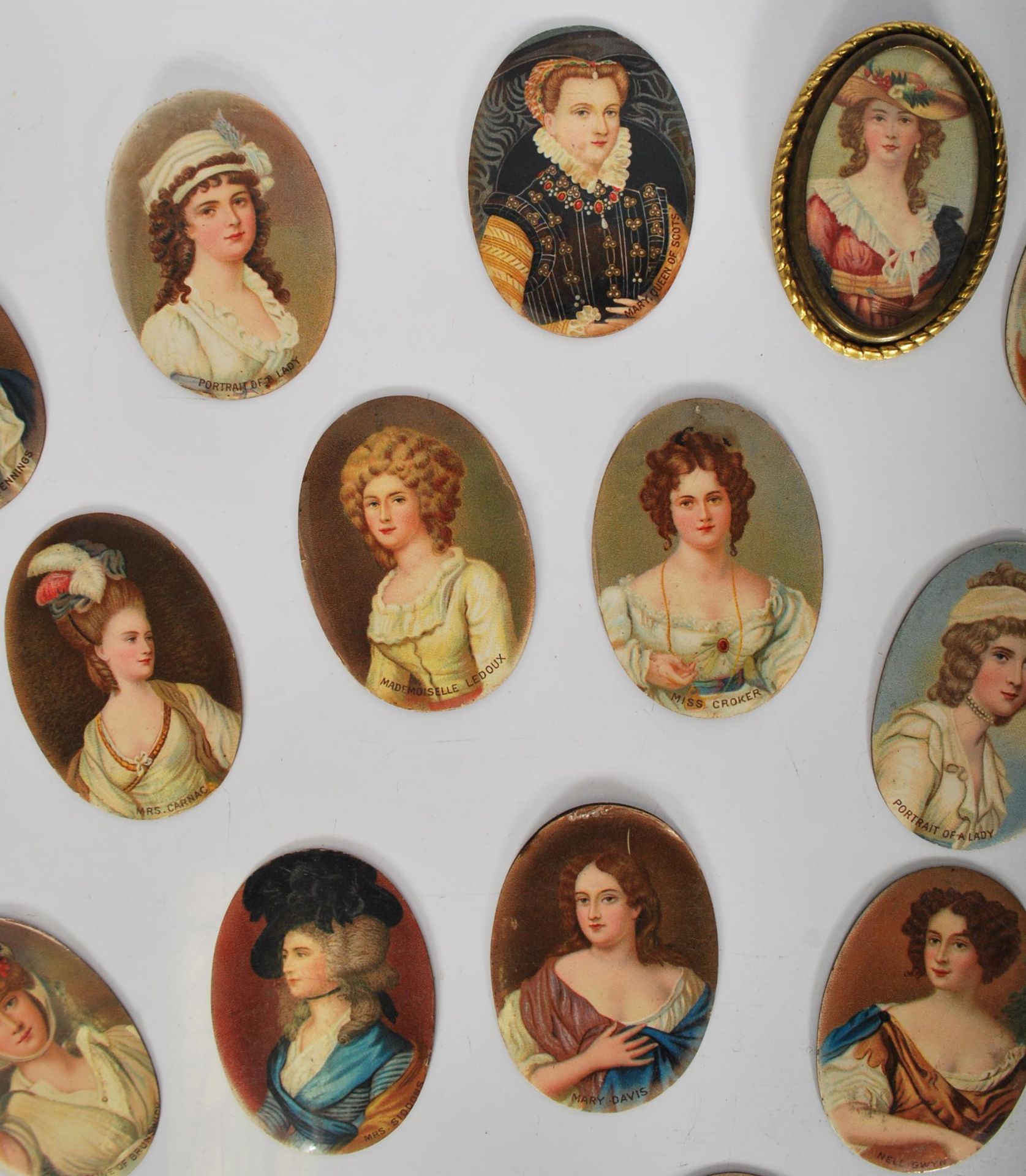 A collection of 14 portrait miniature printed panels of oval form on metal backs depicting Henrietta - Bild 3 aus 7