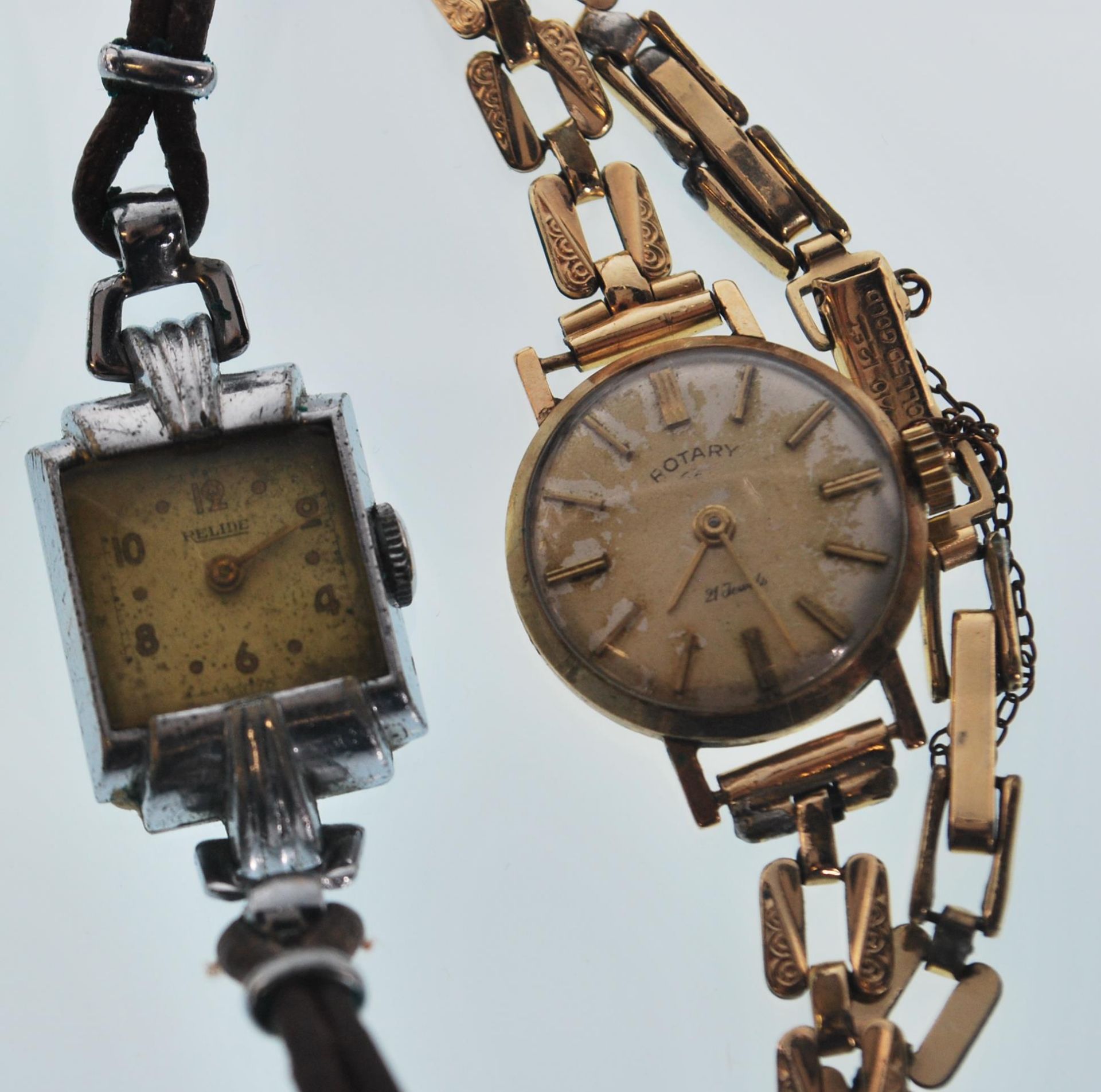 A collection of vintage wrist watches to include a 9ct gold Avia cocktail watch complete with - Bild 4 aus 4