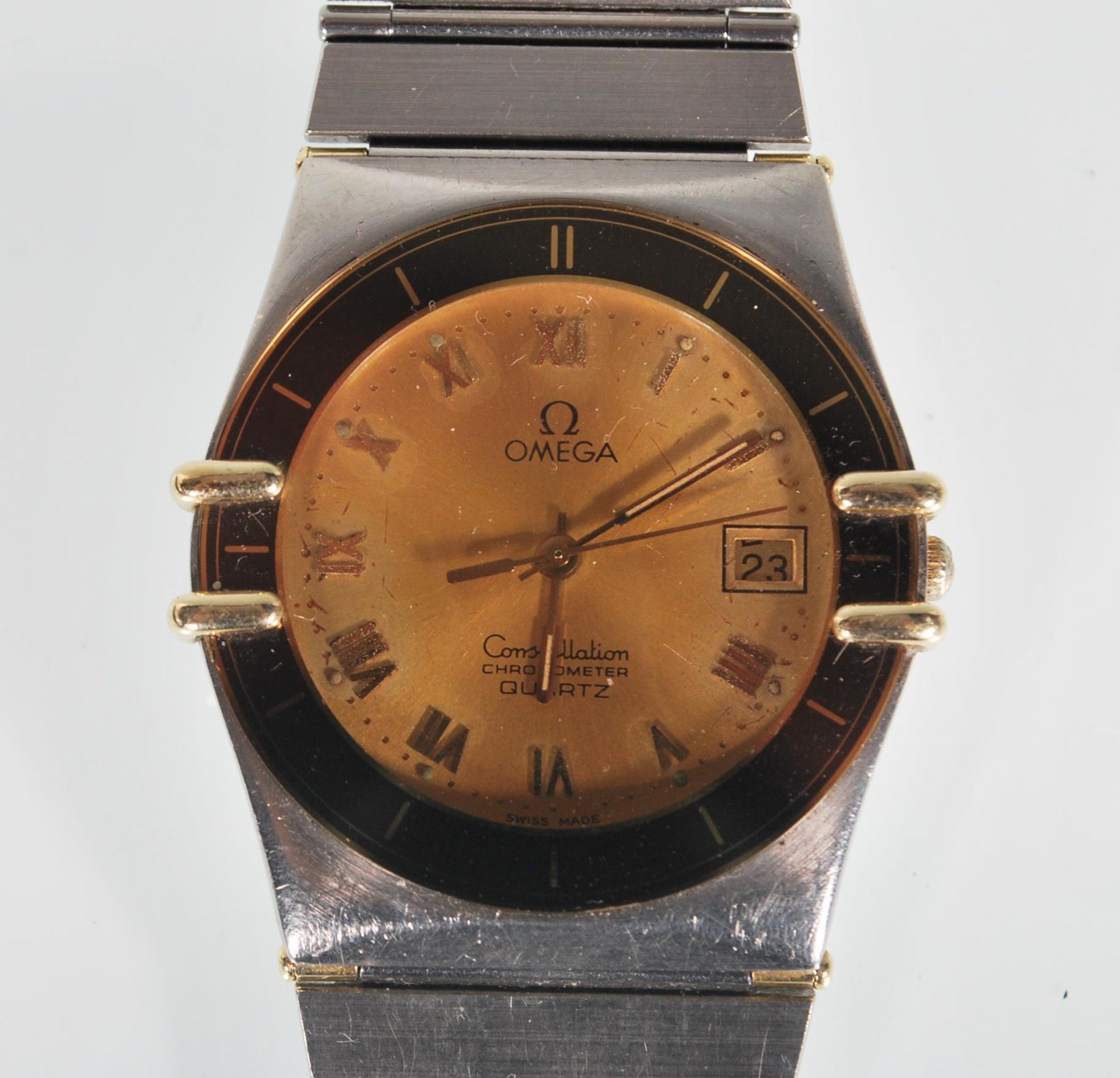 A gentleman's vintage Omega Constellation chronometer quartz watch. Having a round face with a - Bild 2 aus 8