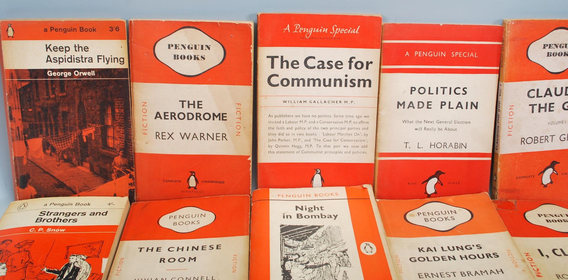 A collection of vintage paperback books by Penguin and Pelican. Various titles to include Forever - Bild 2 aus 6