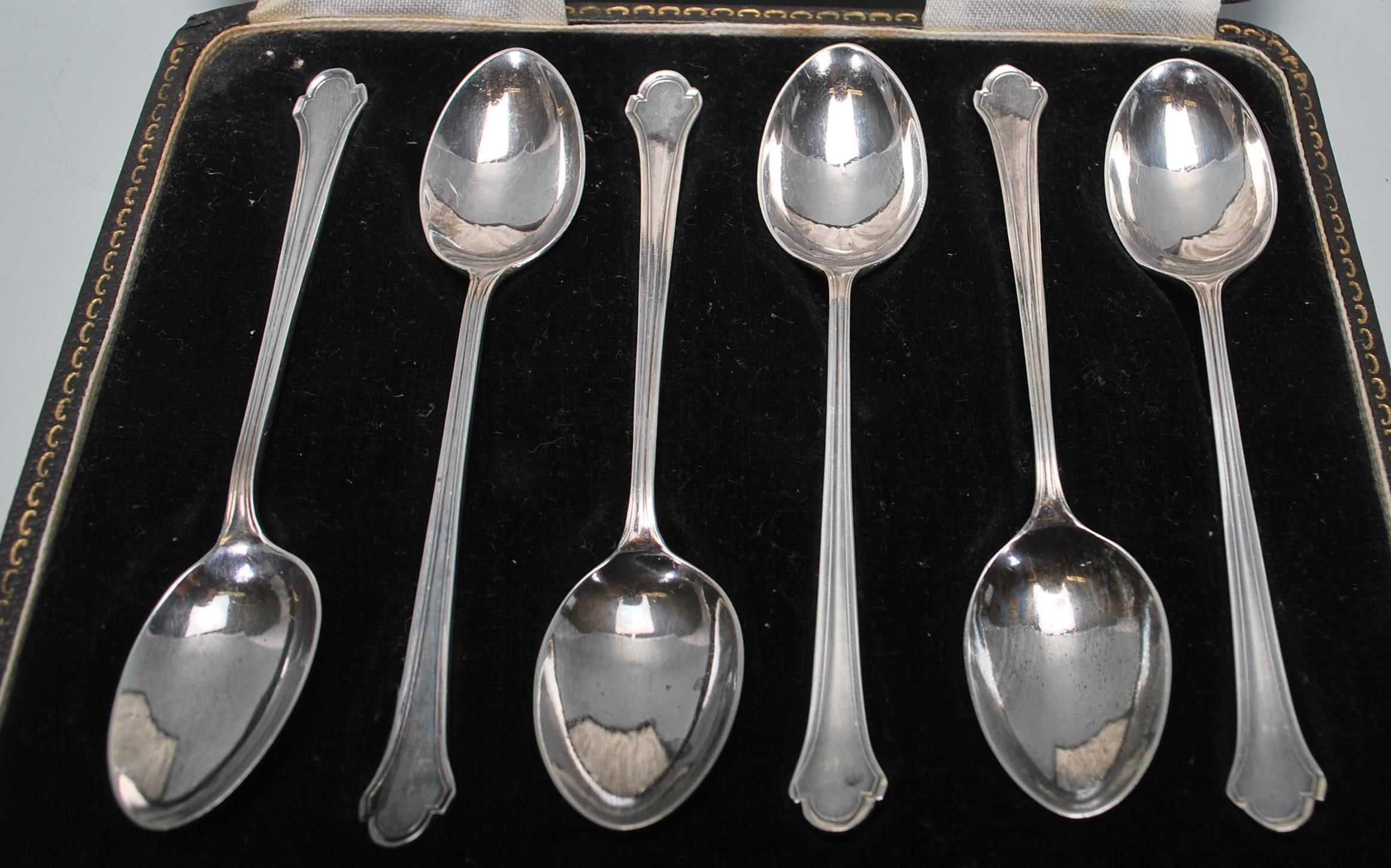 Two boxed sets of six silver hallmarked tea spoons to include a set of R W Hewett & Co spoons having - Image 9 of 10