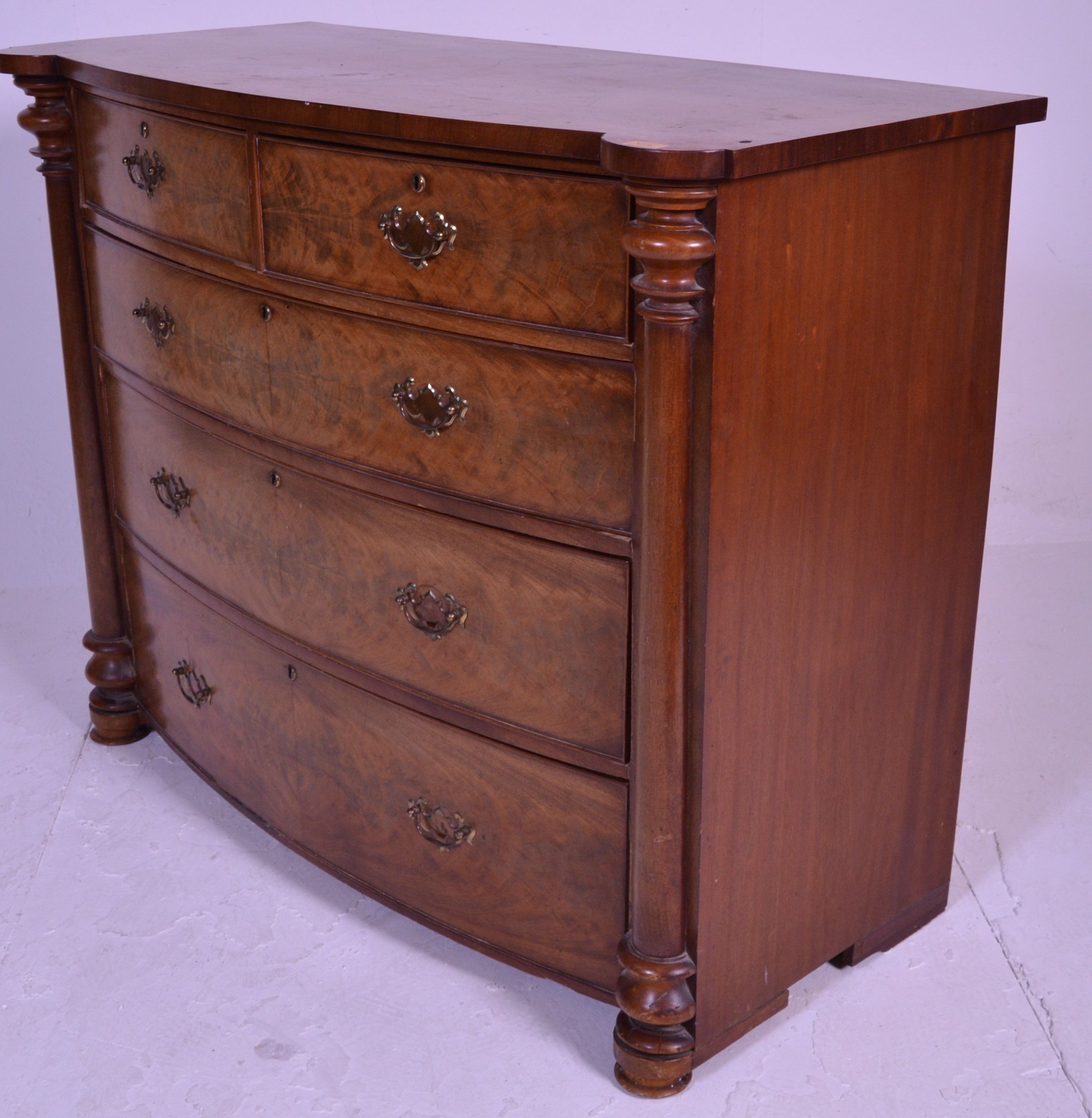 A 19th Century Victorian mahogany bow front of drawers. Two short over three long drawers having - Image 3 of 3