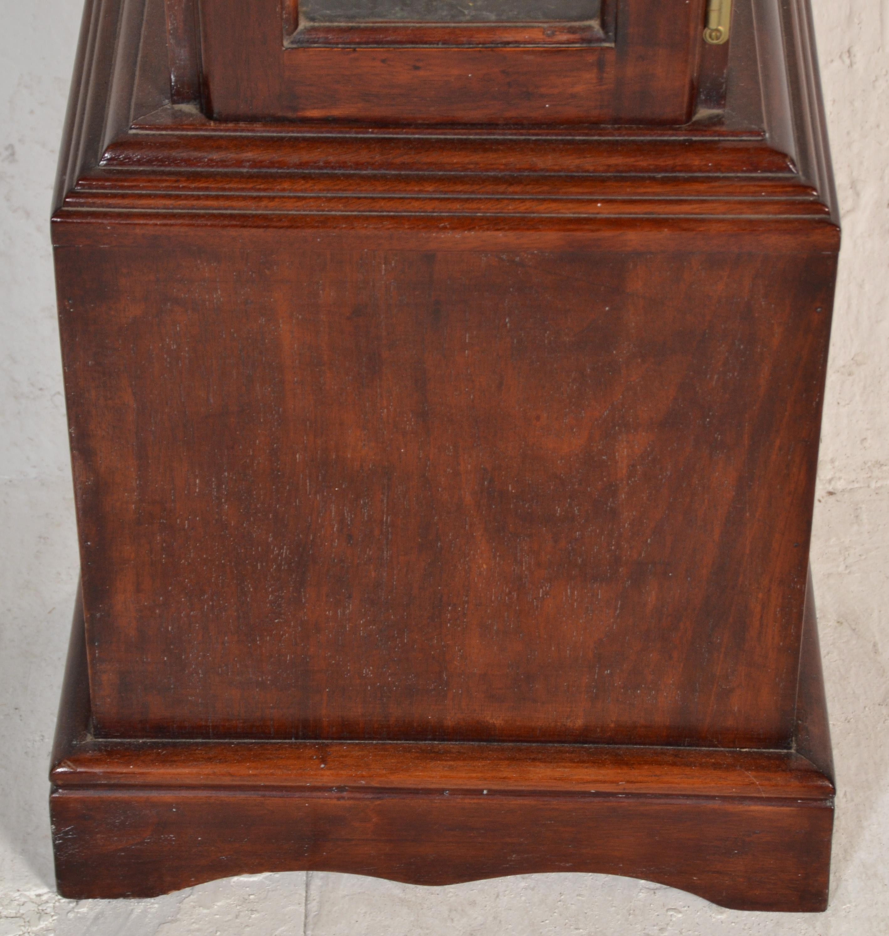 A 20th Century Tempus Fugit long case grandfather clock having a mahogany case having a broken - Image 3 of 7
