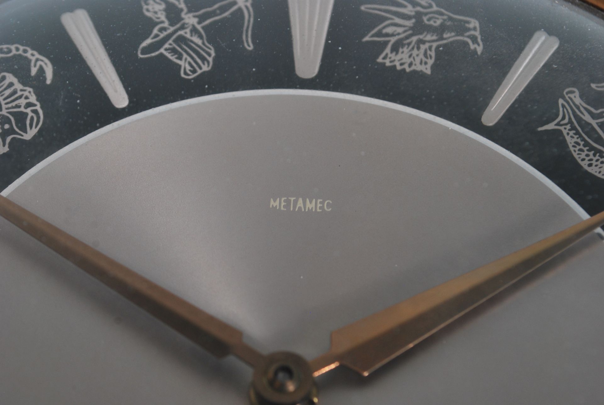 A vintage 20th Century electric bi colour wall clock by Metamec, the face decorated with the - Bild 2 aus 3