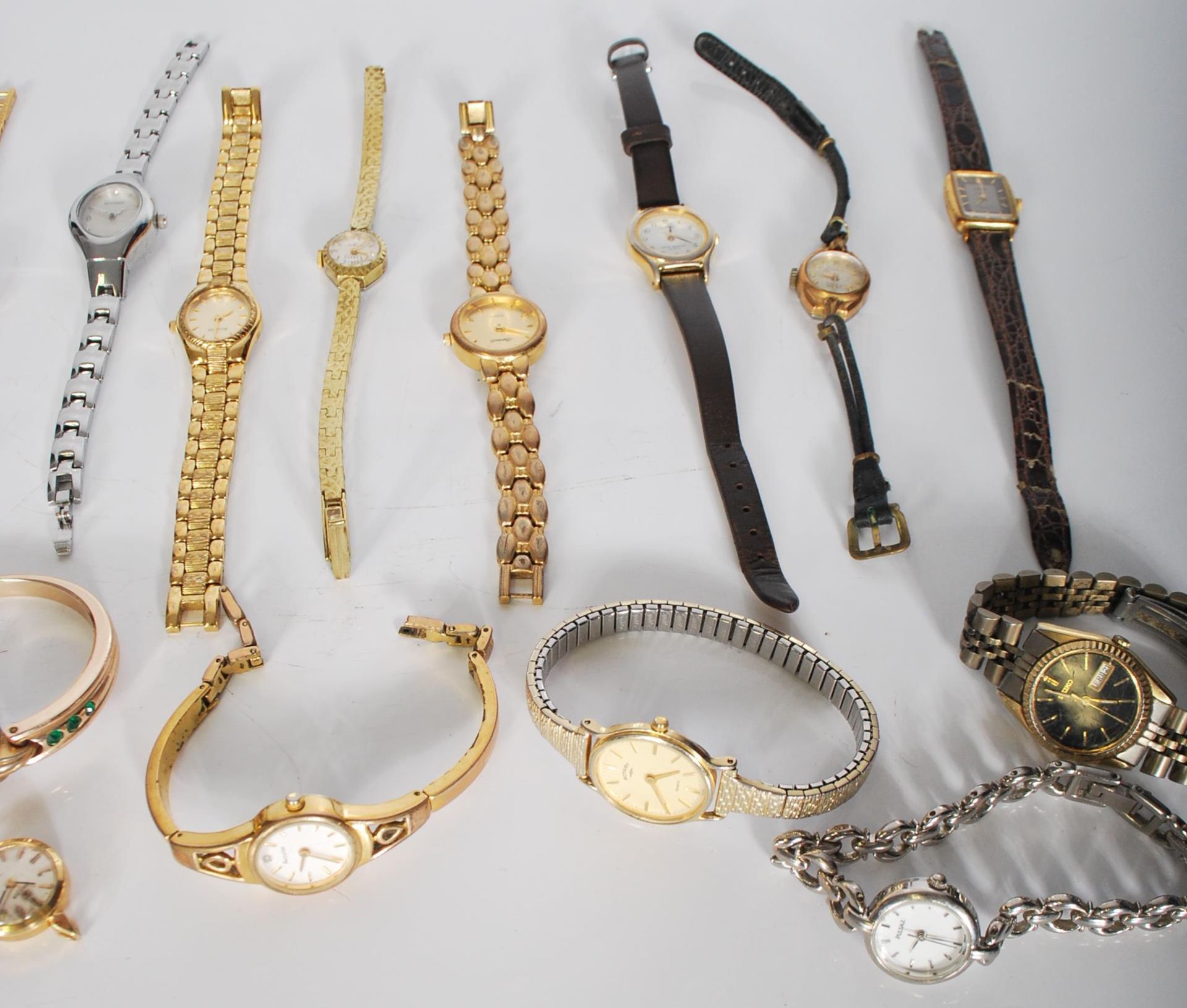 A collection of vintage ladies cocktail watches to include an Omega cocktail watch with baton - Bild 3 aus 12