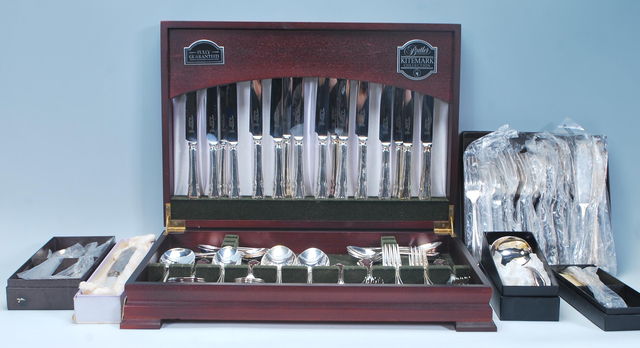 A 20th Century mahogany cased silver plated Butler of Sheffield Kitemark Collection eight persons