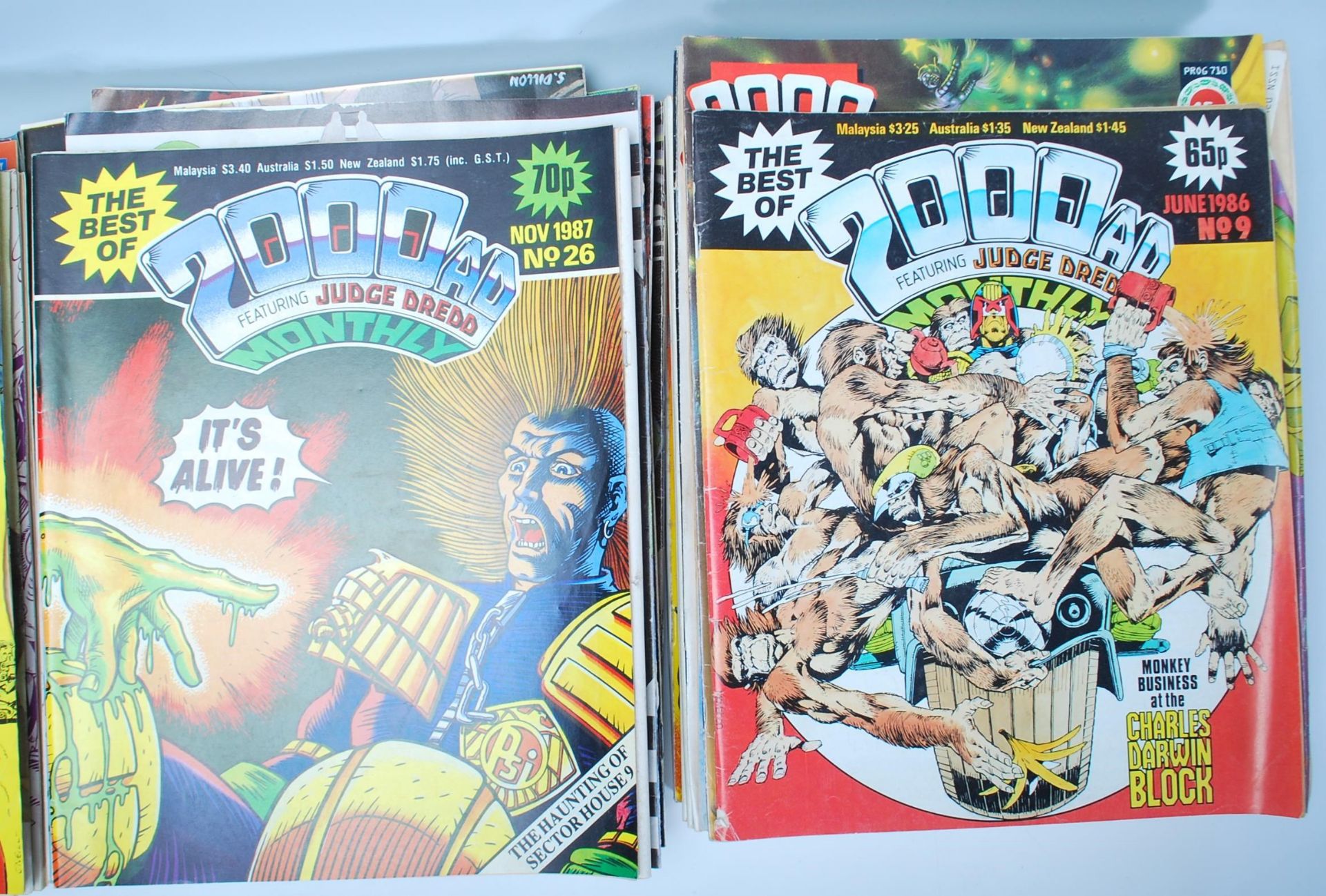 Comics - A collection of vintage comics to include The Avengers Master Of Kung Fu, The Transformers, - Bild 3 aus 7