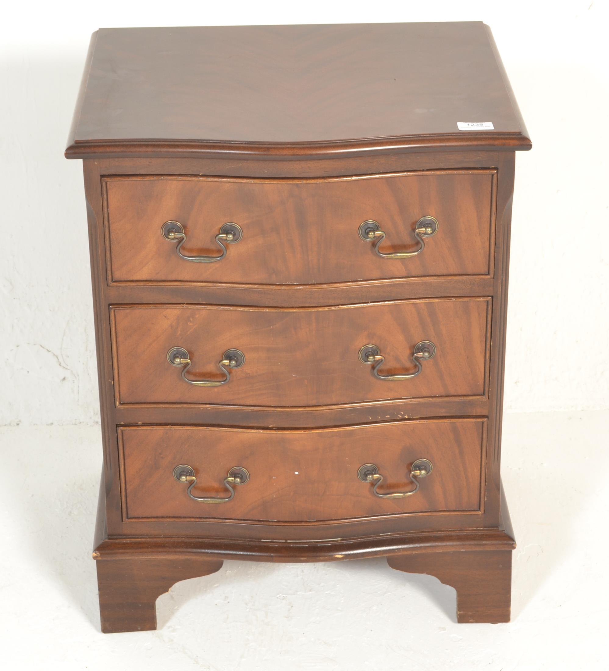 A 20th Century mahogany Regency revival chest of d - Image 2 of 5
