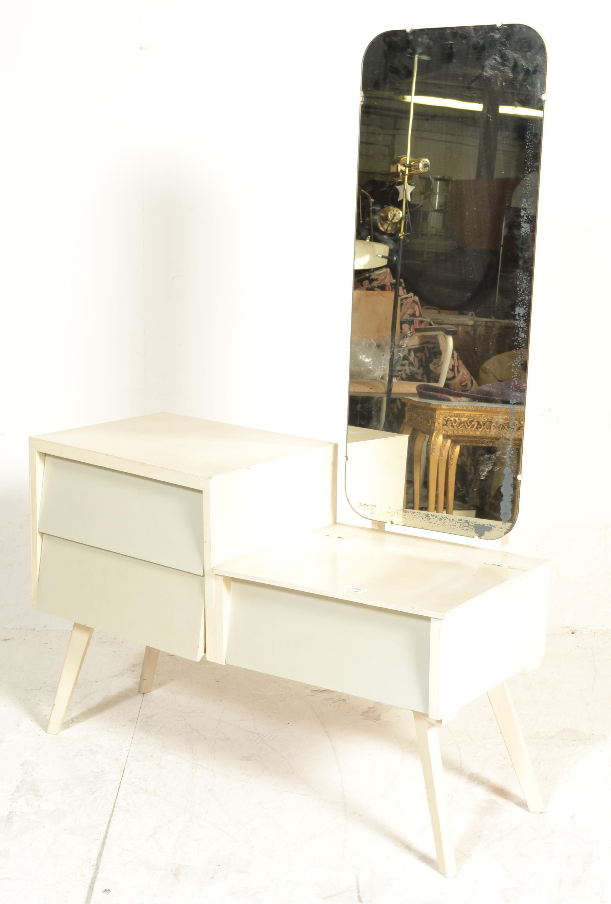 A retro mid century painted dressing table having - Image 5 of 6