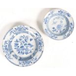 PAIR OF 18TH CENTURY CHINESE BLUE AND WHITE BOWLS