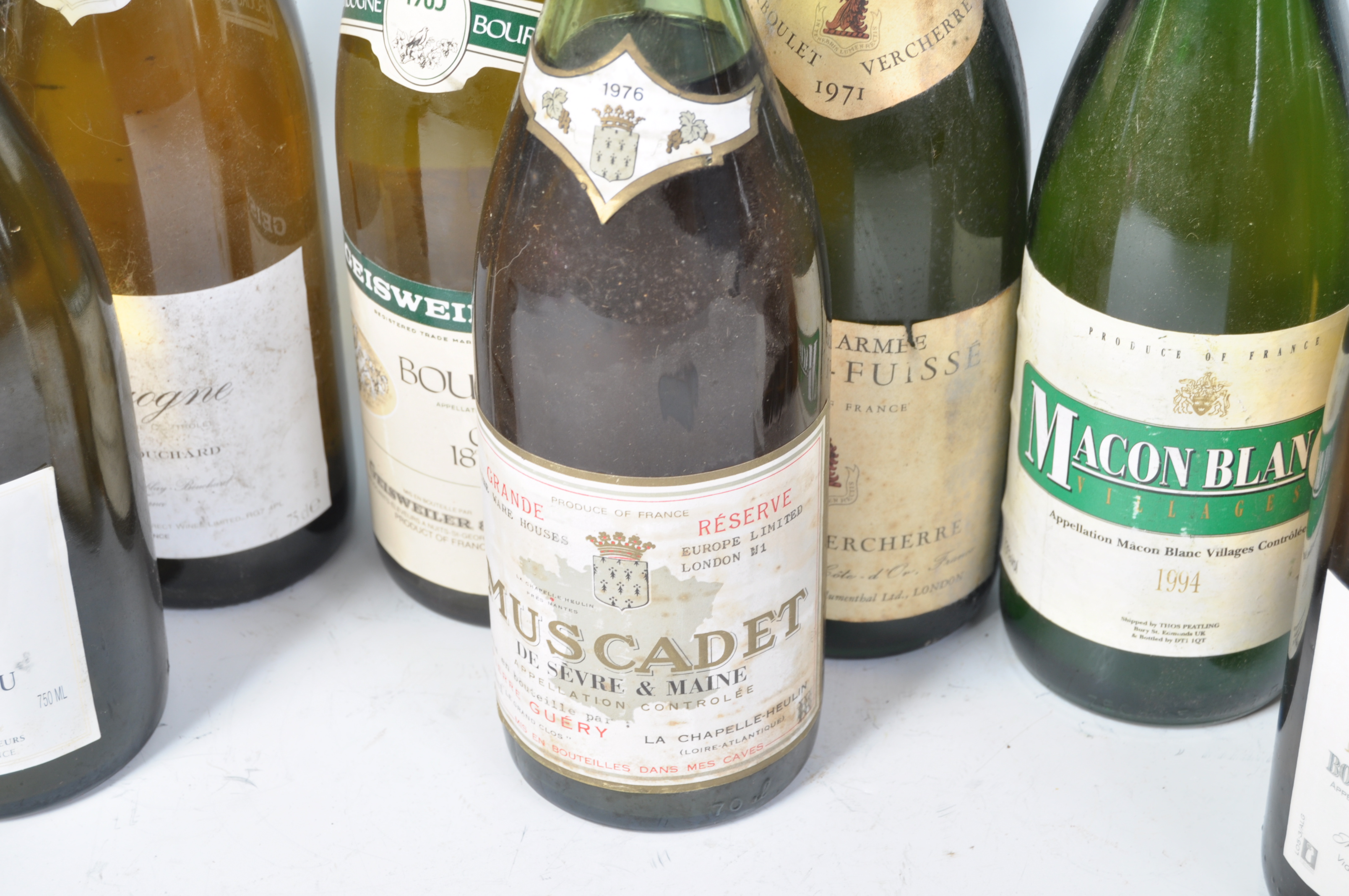 COLLECTION OF ASSORTED FRENCH WHITE WINE - Bild 3 aus 4