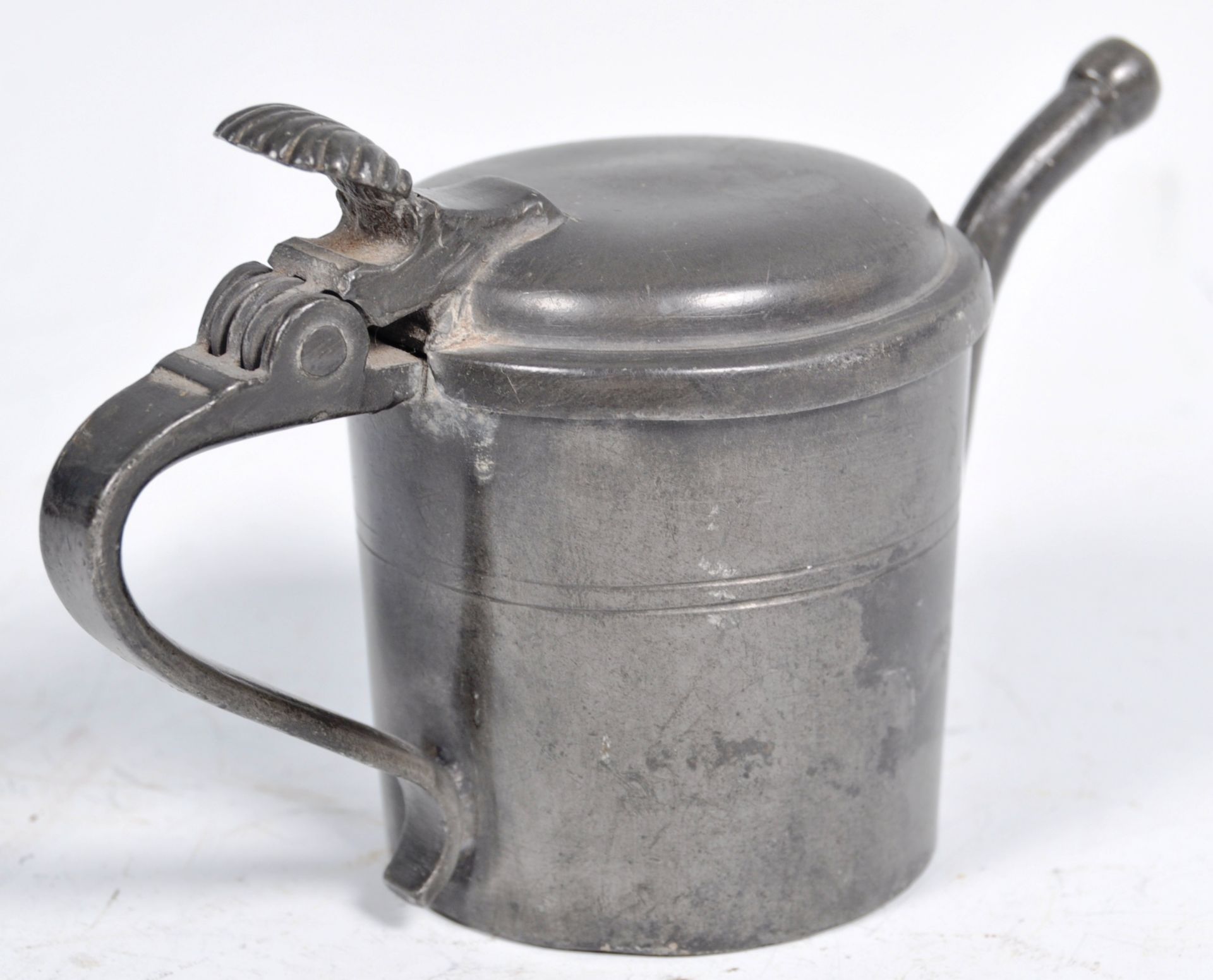 ANTIQUE MINIATURE PEWTER WATERING CAN WITH TOUCH MARKS TO BASE - Bild 3 aus 5