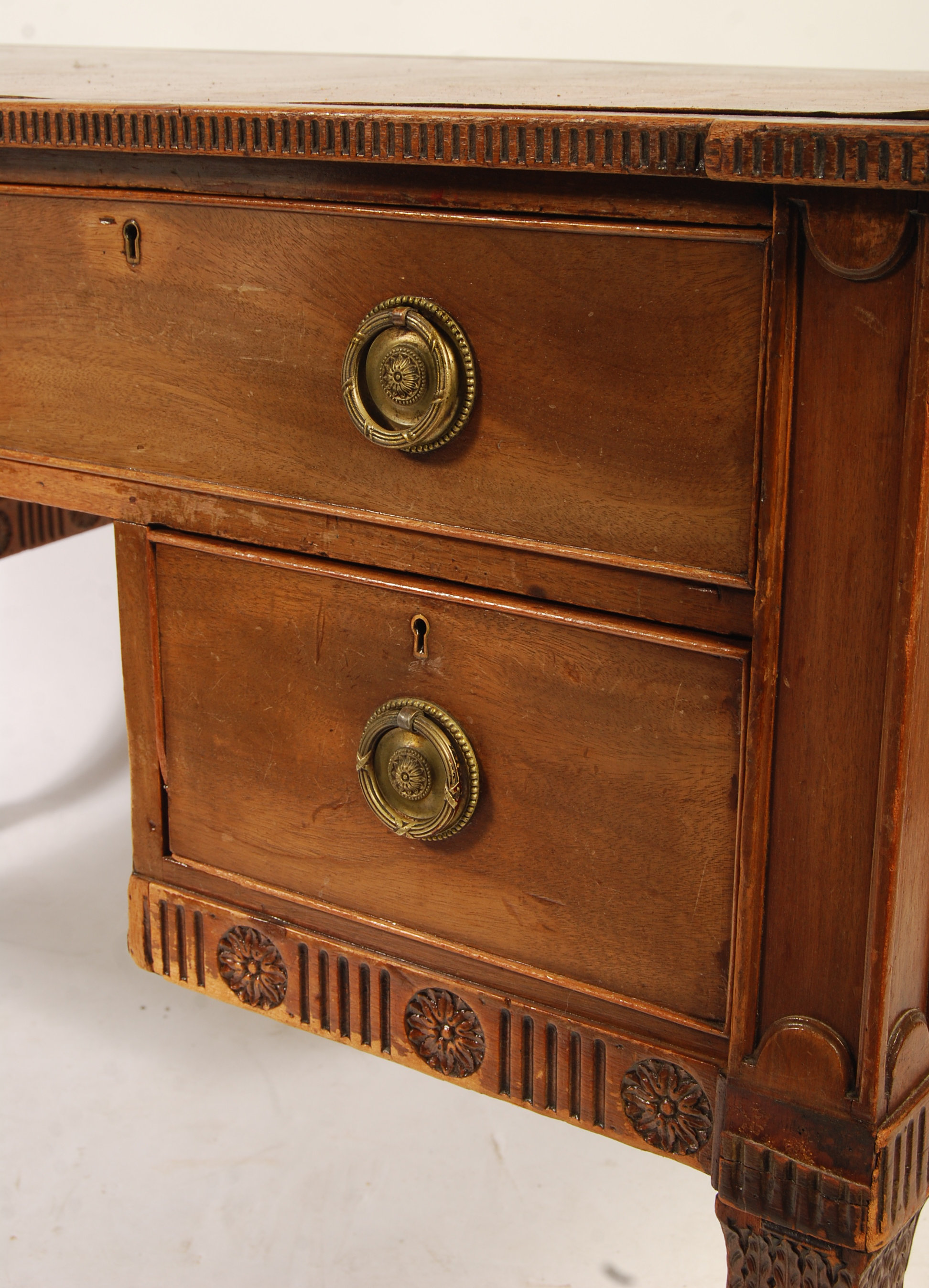 CHIPPENDALE REVIVAL LEATHER AND MAHOGANY DESK - Image 5 of 7