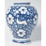 EARLY 19TH CENTURY DUTCH DELFT POTTERY VASE