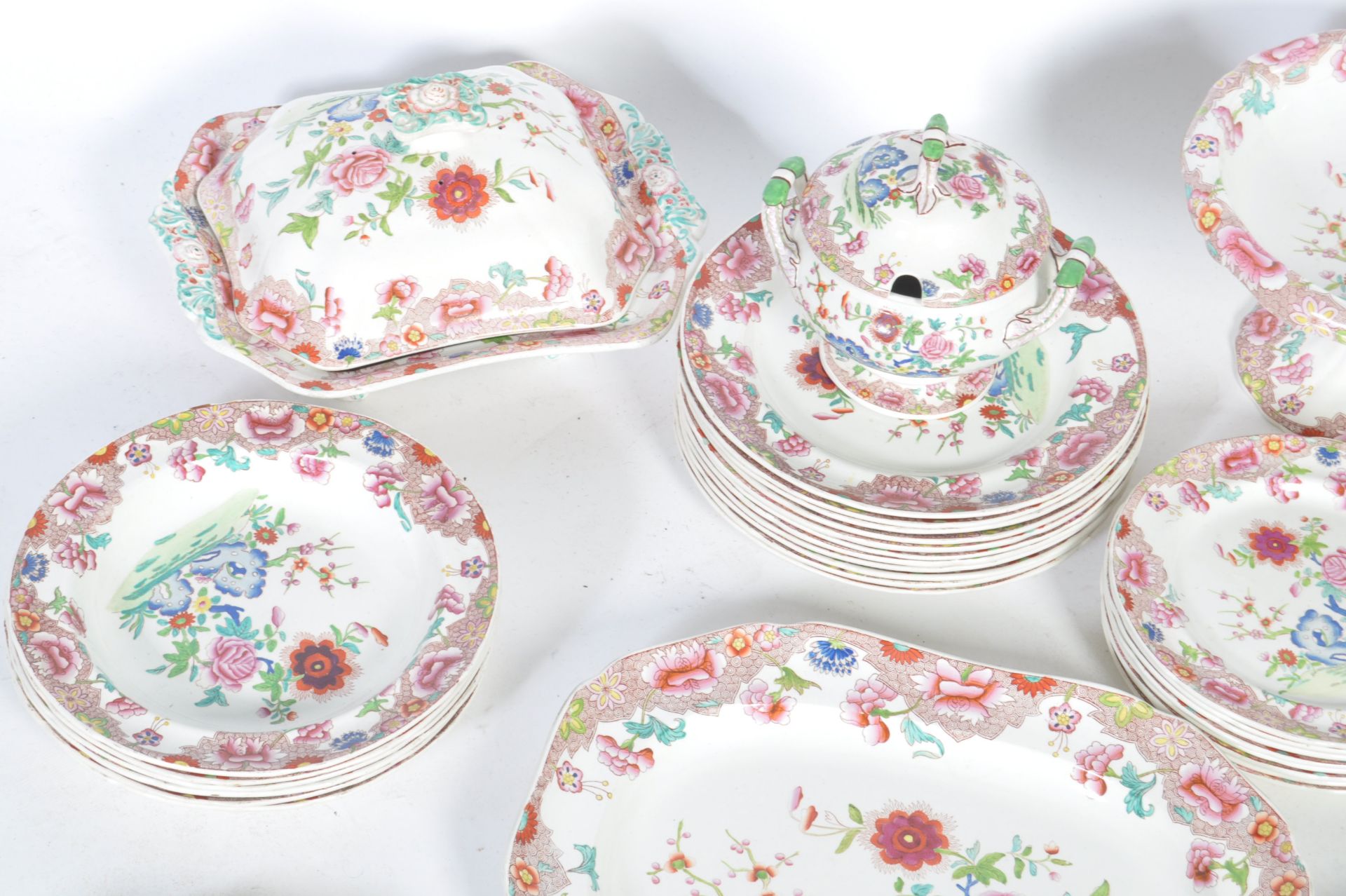 EXTENSIVE 19TH CENTURY SPODE DINNER SERVICE - Bild 2 aus 8