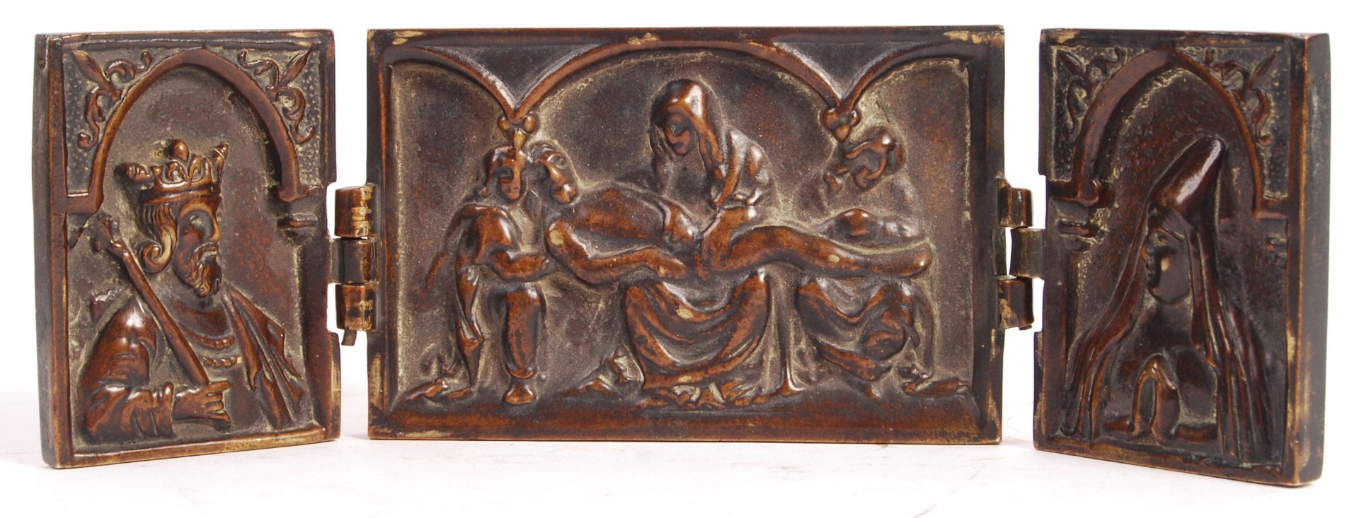 17TH CENTURY BRONZE TRIPTYCH OF THE DEPOSITION OF CHRIST