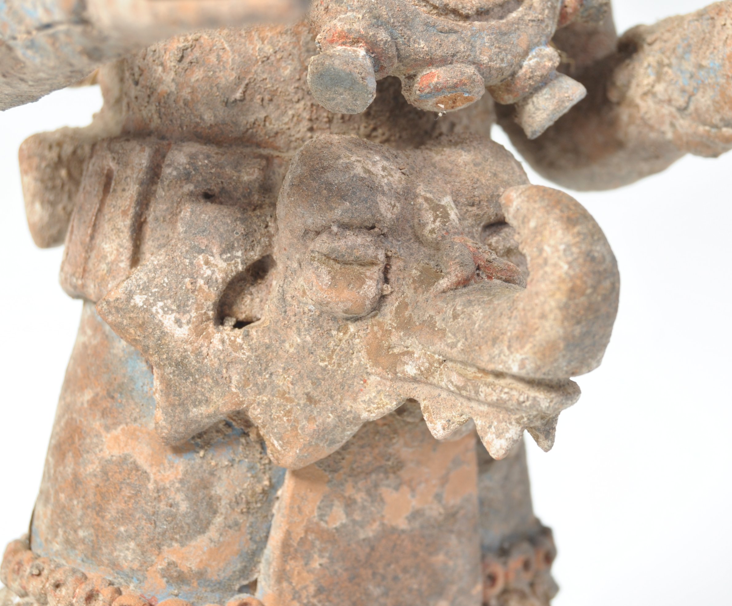 RARE PRE-COLUMBIAN ANCIENT MAYAN POTTERY FIGURE - Image 8 of 11