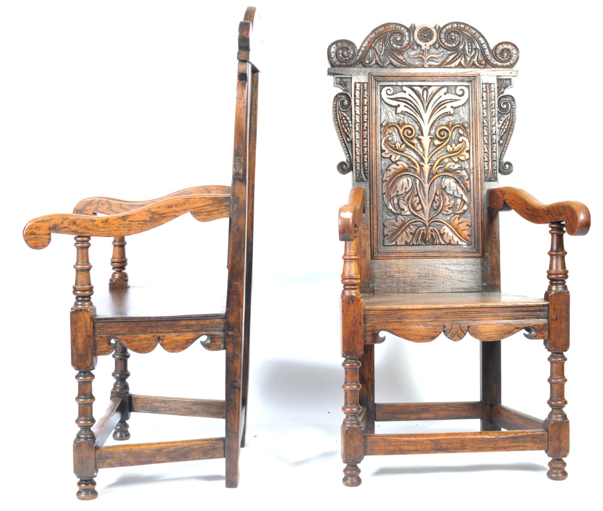 PAIR OF EARLY 20TH CENTURY OAK WAINSCOT CHAIRS - Image 3 of 6