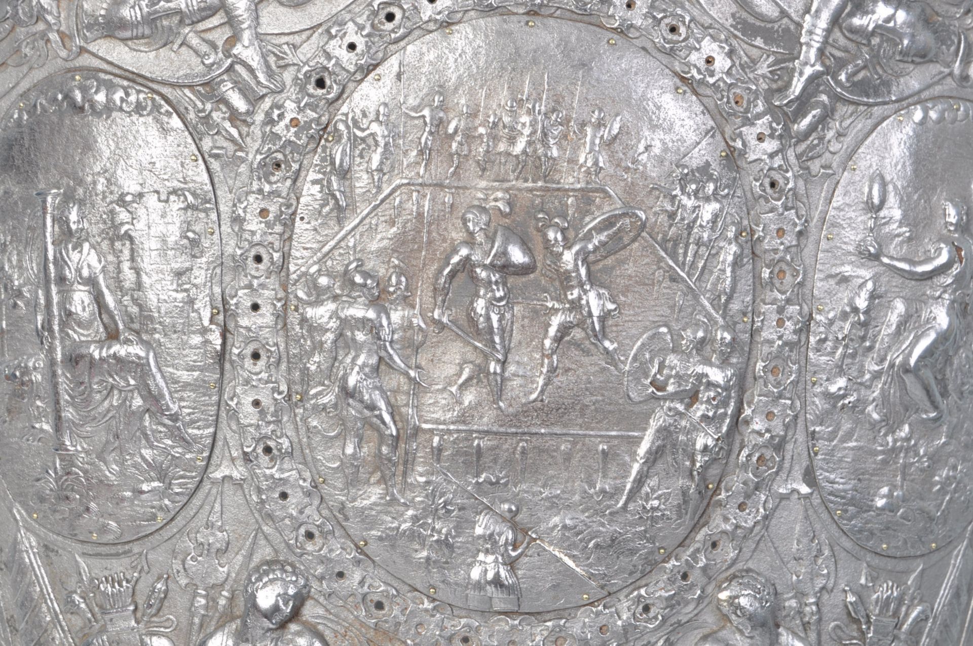 19TH CENTURY LARGE ARMORIAL TROPHY SHIELD - Image 3 of 5