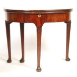 18TH CENTURY GEORGIAN MAHOGANY CARD / TEA TABLE