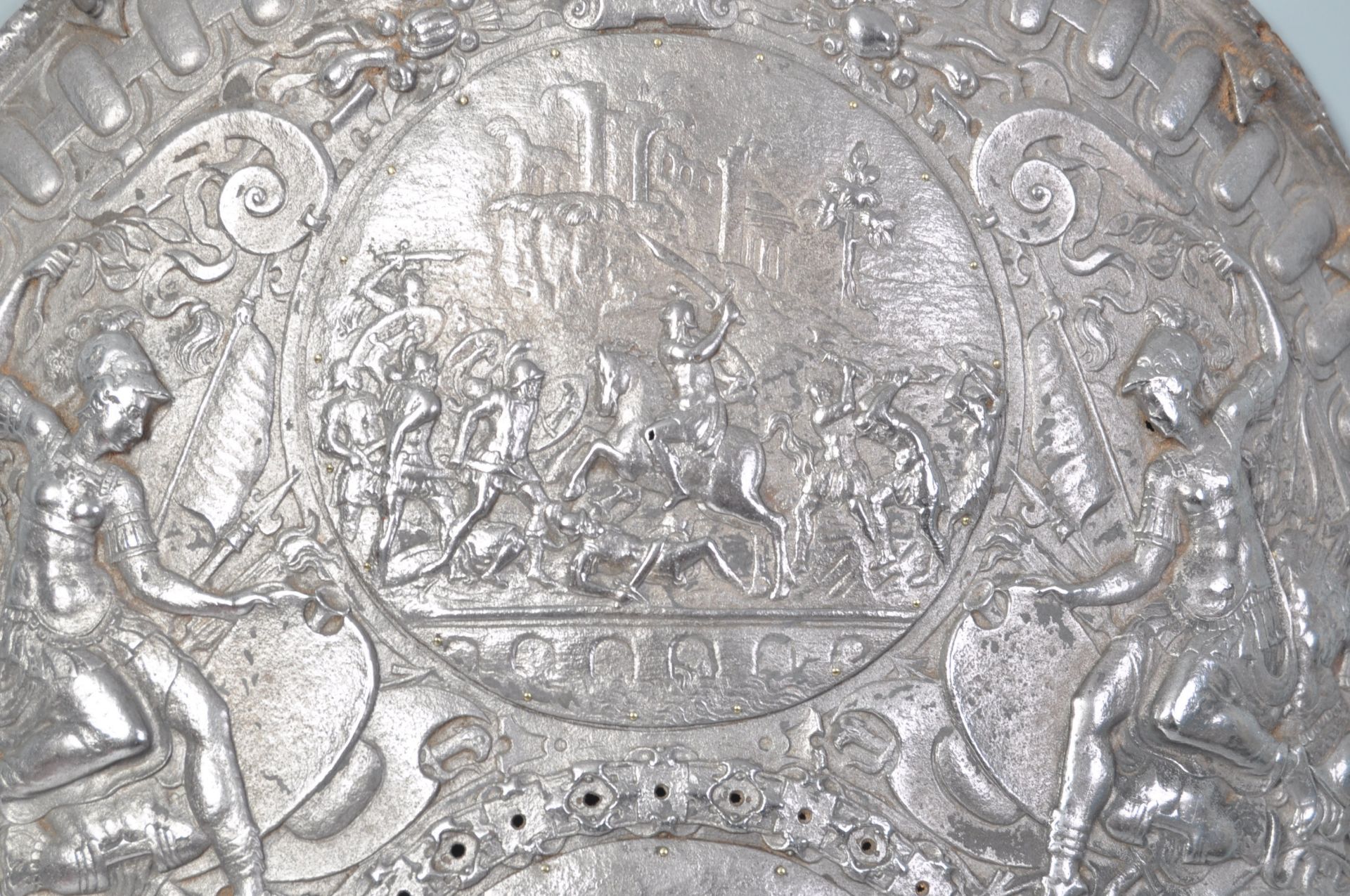 19TH CENTURY LARGE ARMORIAL TROPHY SHIELD - Image 2 of 5
