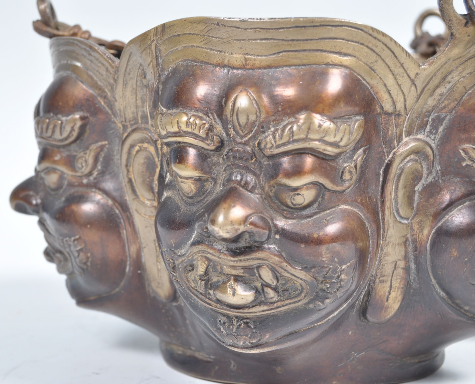 EARLY 20TH CENTURY INDONESIAN HINDU ANCIENT DEITY INCENSE BURNER - Image 3 of 6