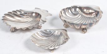 COLLECTION OF ANTIQUE HALLMARKED SILVER SHELL BOWLS