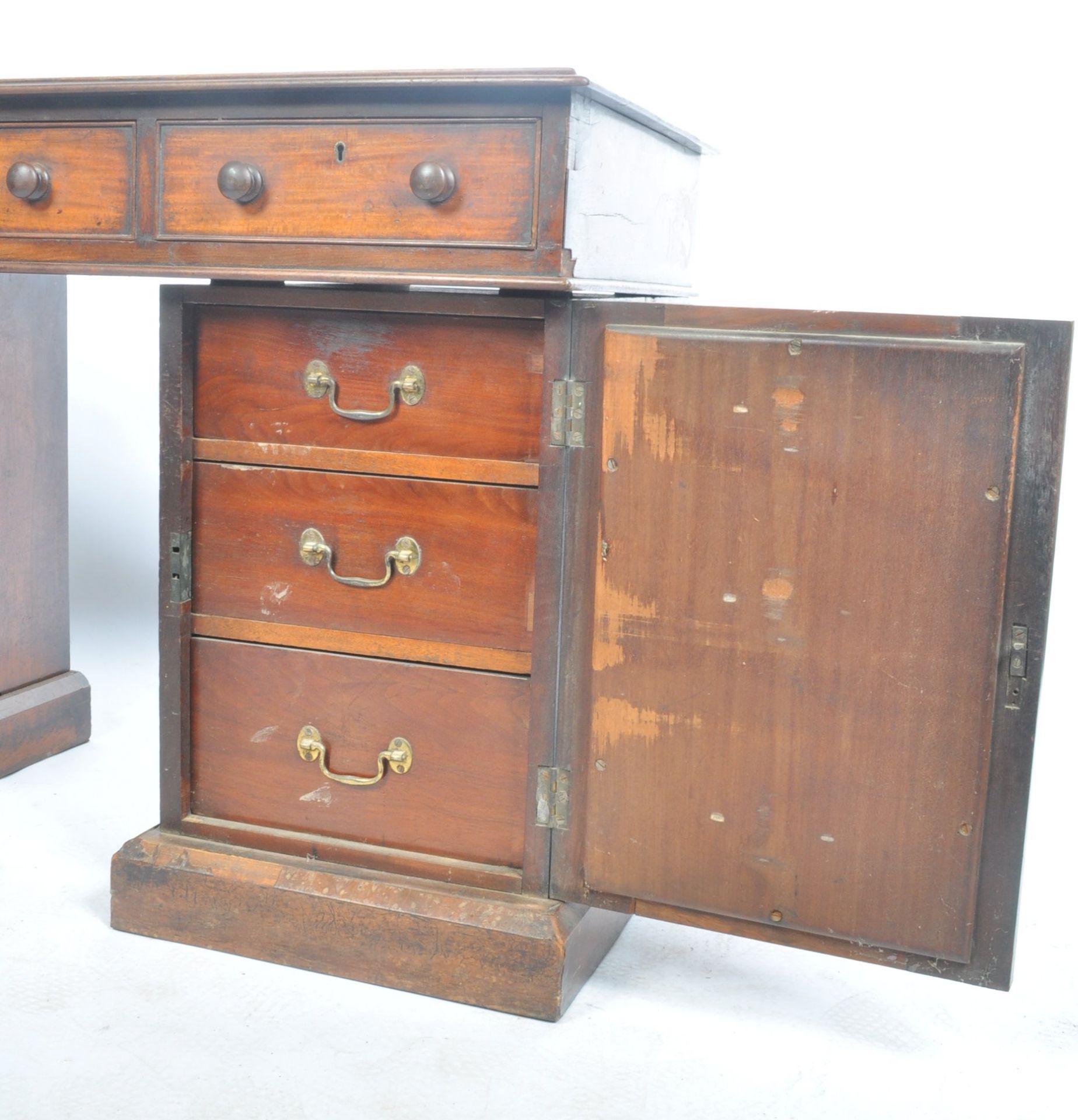 19TH CENTURY ANTIQUE TWIN PEDESTAL KNEEHOLE WRITING DESK - Image 5 of 6