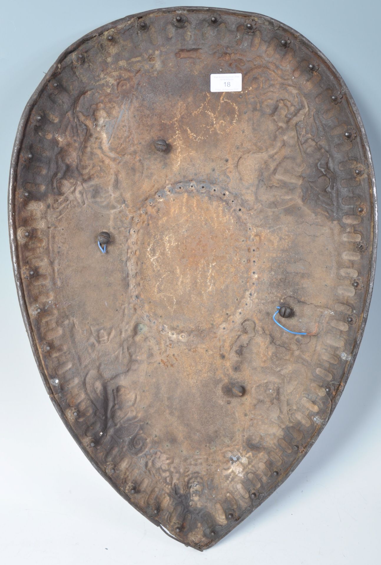 19TH CENTURY LARGE ARMORIAL TROPHY SHIELD - Image 5 of 5