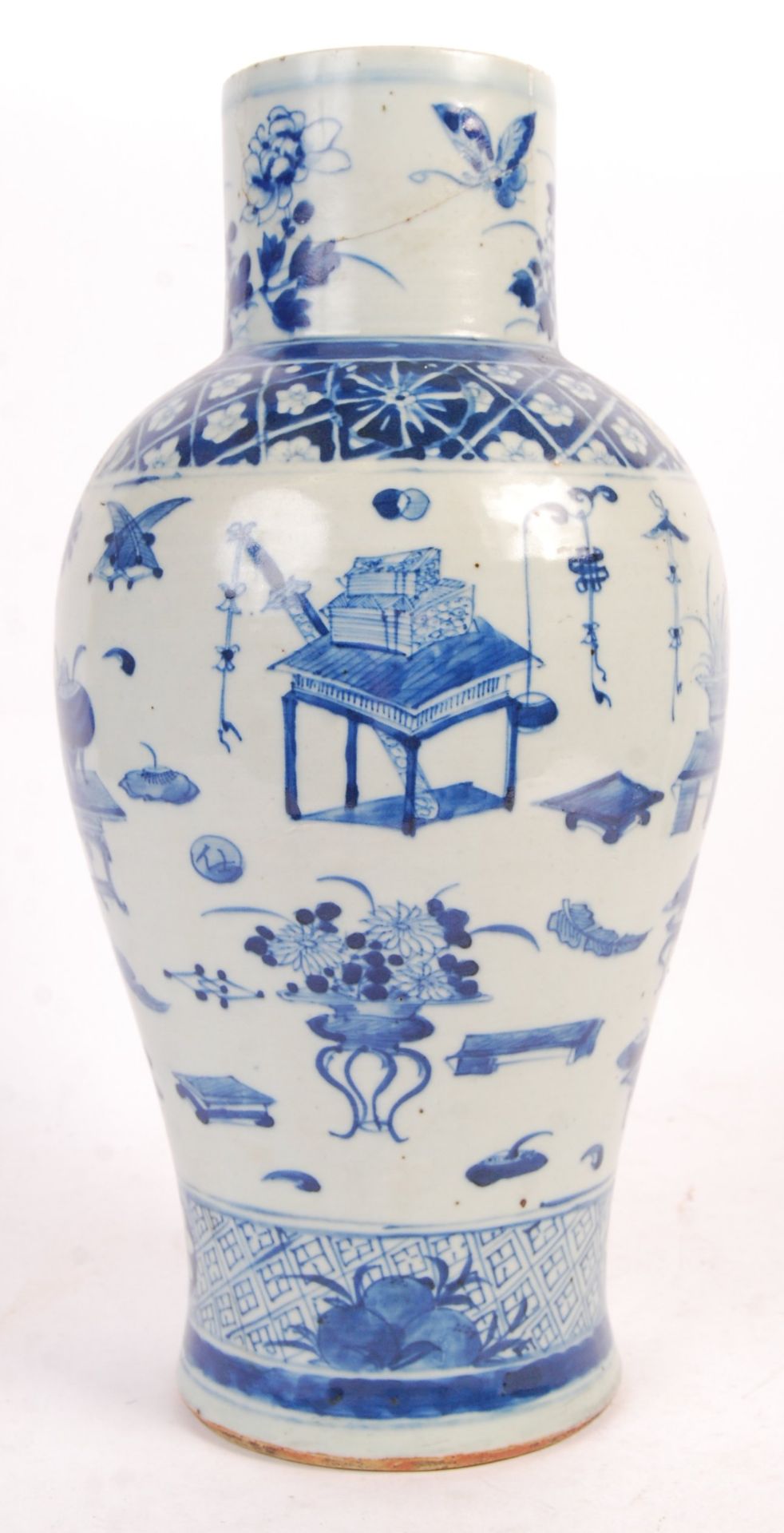 ANTIQUE CHINESE BLUE AND WHITE PORCELAIN VASE - Bild 2 aus 6