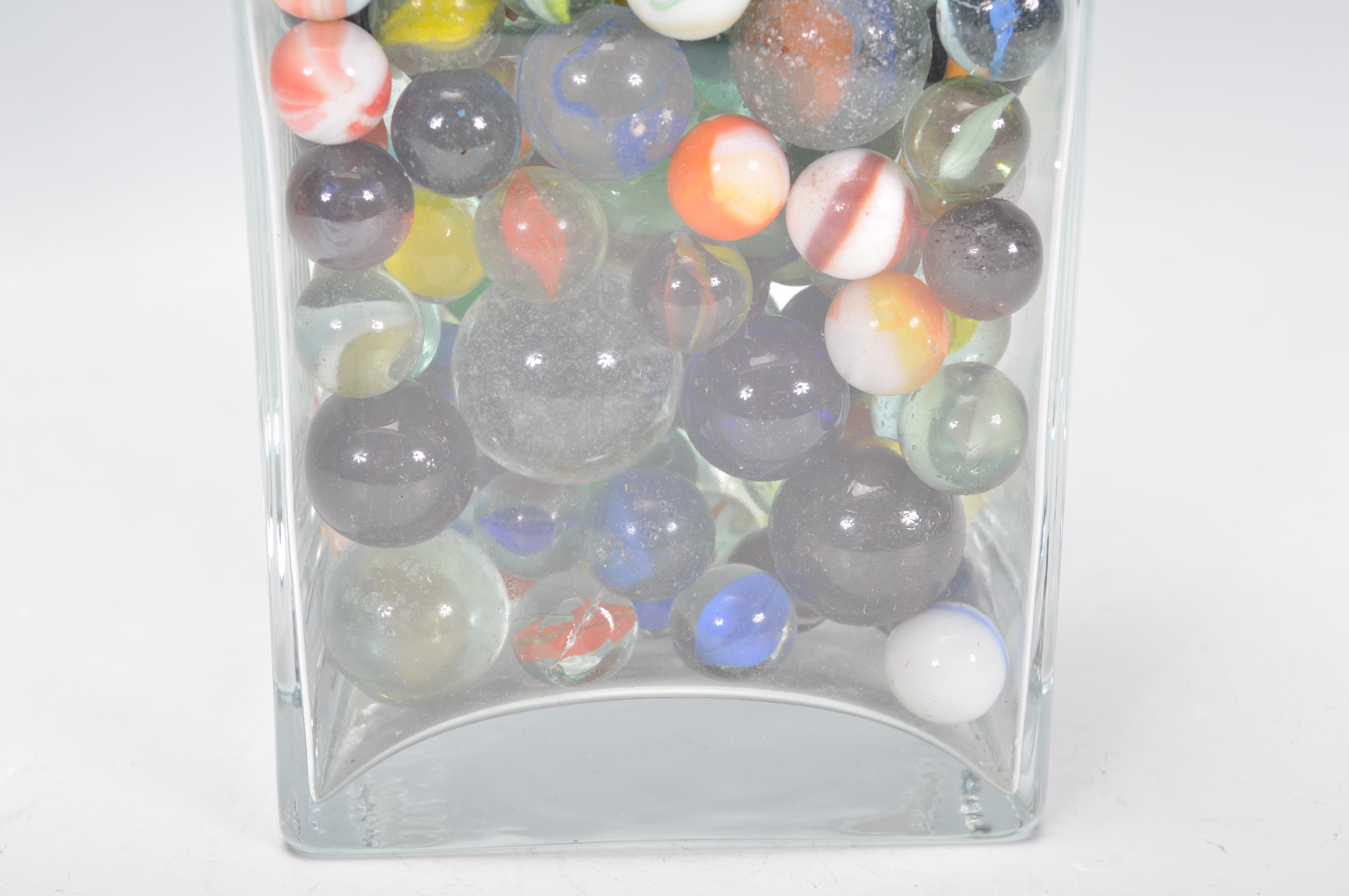 A collection of marbles to include glass cats eye marbles, some white and coloured glass examples, - Image 4 of 11