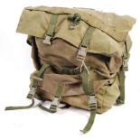 // ITEM RETURNED TO VENDOR \\ VIETNAM WAR ERA AUSTRALIAN ARMED FORCES CANVAS WEBBING PACK