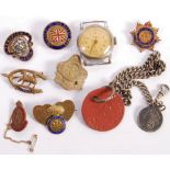 WWI & WWII COLLECTION OF BUTTONS & BADGES